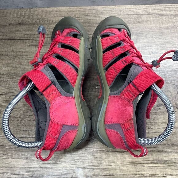 Keen~Youth Girl’s~”Newport H2” Outdoor Washable Hiking Red Rose~Sandals~Size 4 - Picture 7 of 12